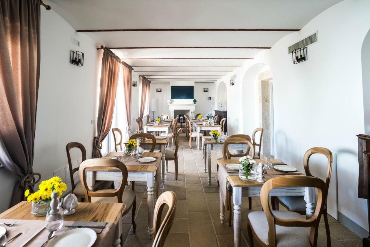 Borgo Cozzana Bed & Breakfast Monopoli Exterior photo