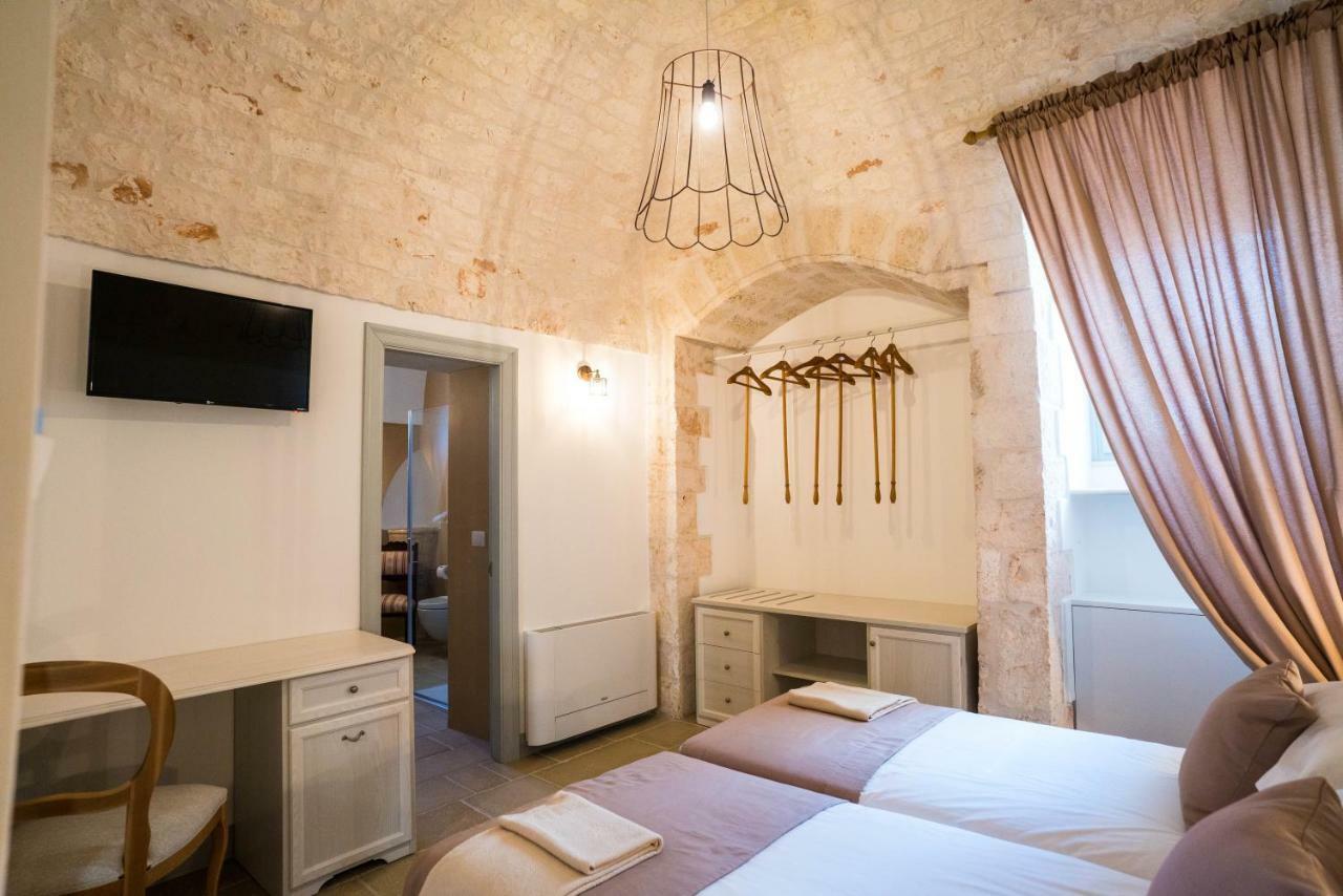 Borgo Cozzana Bed & Breakfast Monopoli Exterior photo