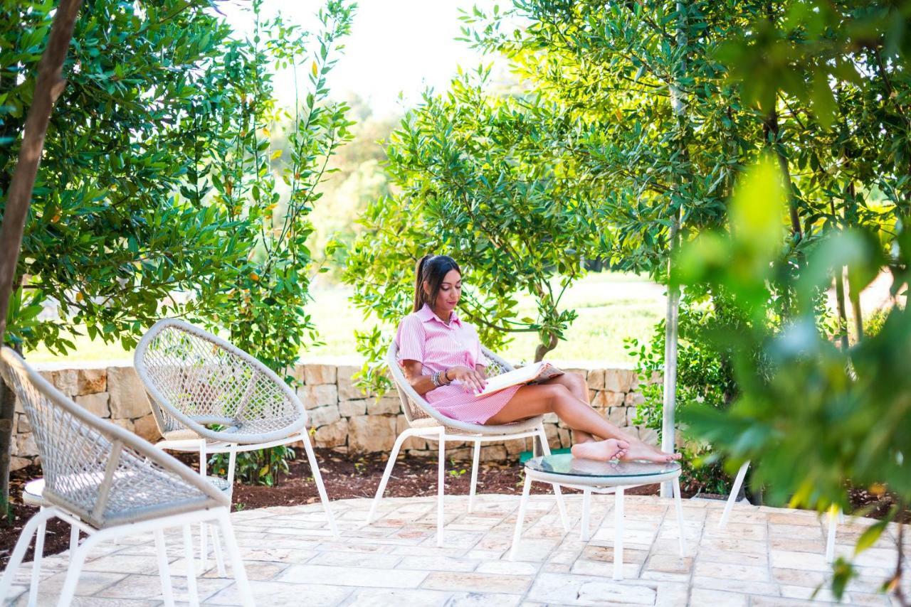 Borgo Cozzana Bed & Breakfast Monopoli Exterior photo